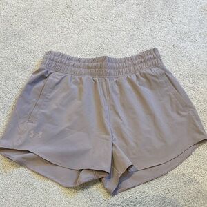 Under Armour Women's Athletic Shorts in Light Taupe Size- Small